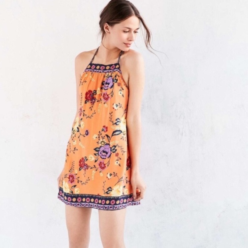 Ecoté Gigi Orange multi colored open back dress | Size L